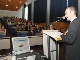 Slika topvijesti/2013/listopad/eustandard00.jpg